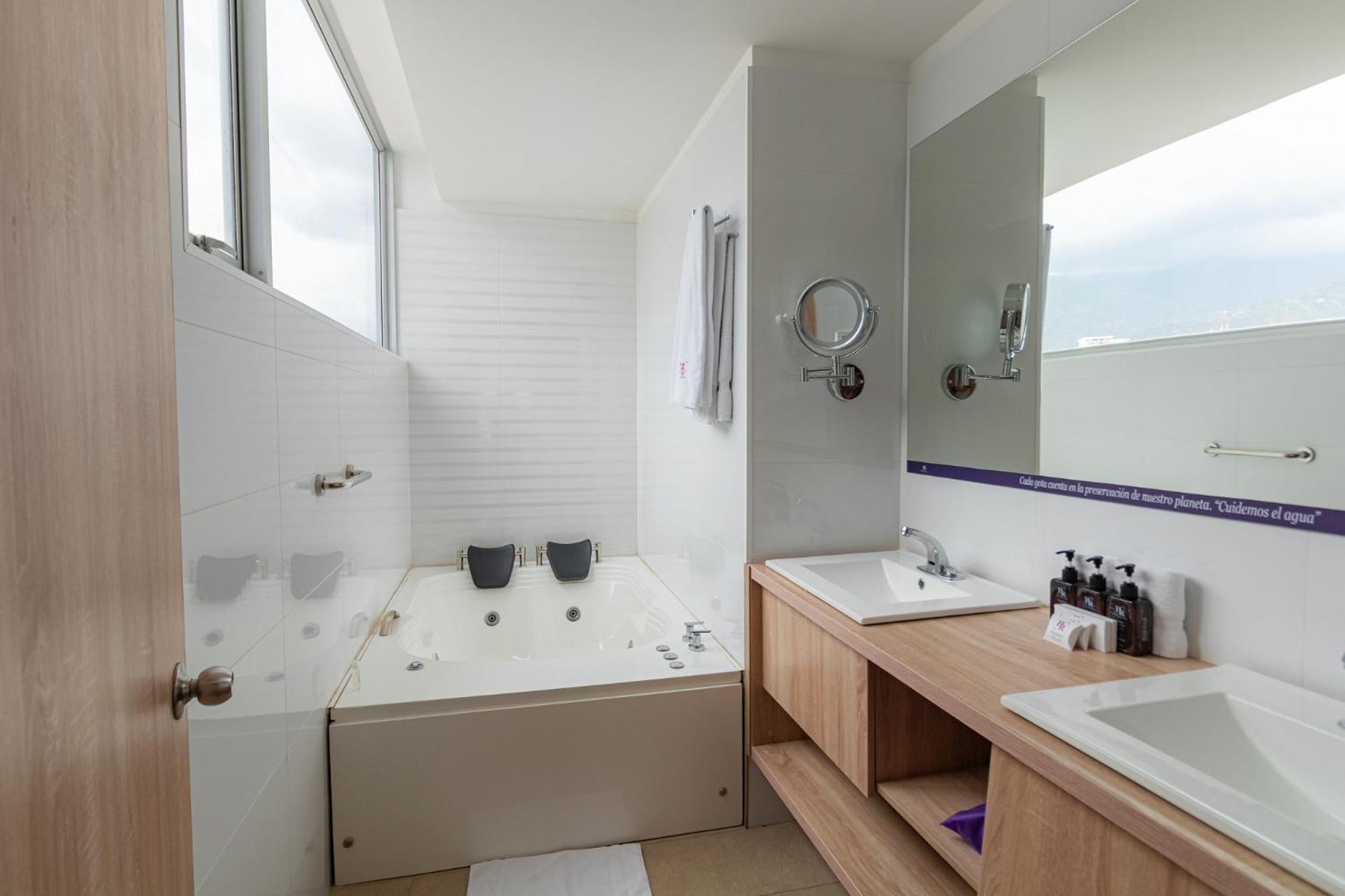 Hotel Roselière Bucaramanga Floridablanca Extérieur photo